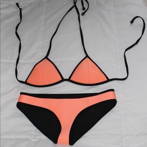 Triangl bikini - coral
